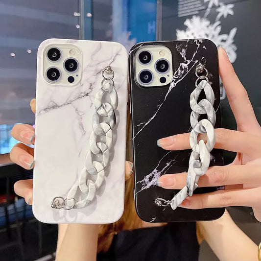 Marble case with chain