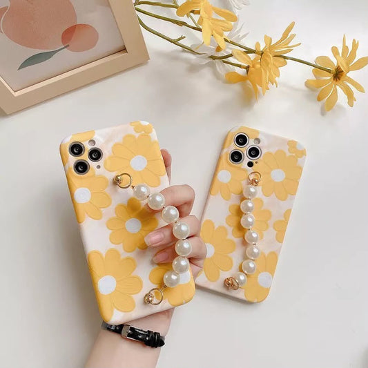 flower case with pearls chain